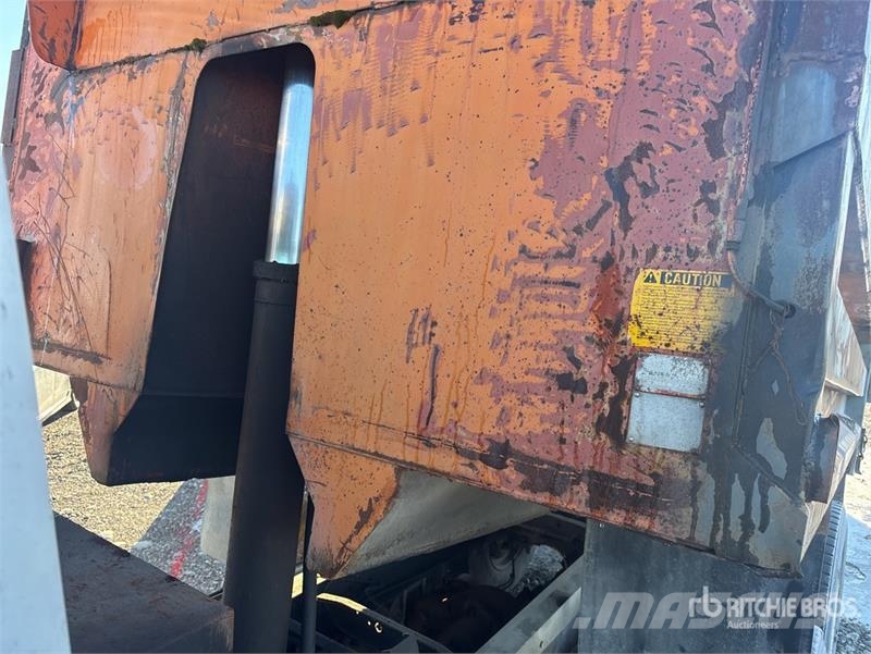 International 8500 6x4 T/A Dump Truck (Glider Kit) Damperli kamyonlar