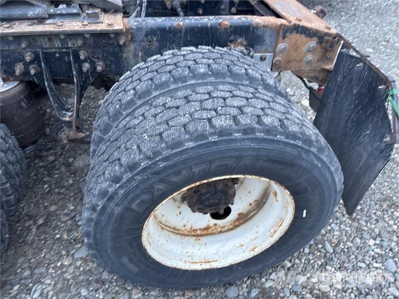 International 8600 Тягачі