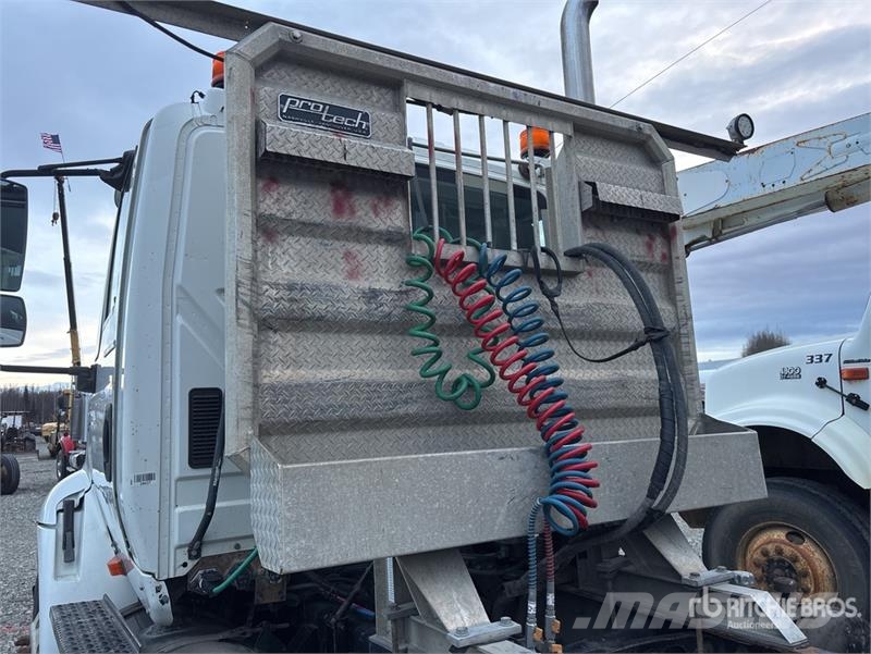 International 8600 Тягачі