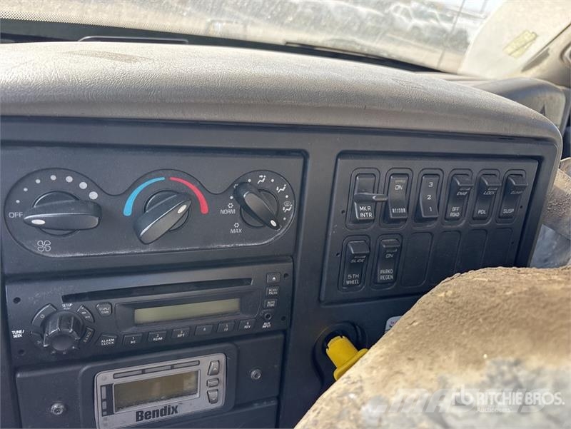 International 8600 Vilcēji