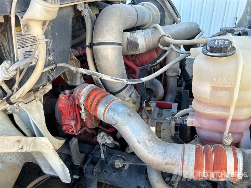 International 8600 صهاريج مياه