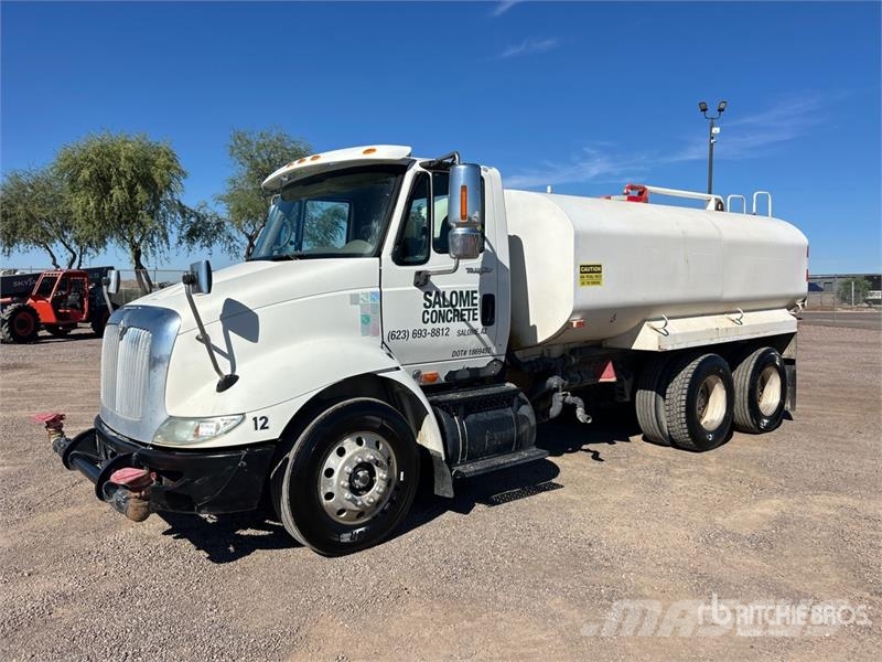 International 8600 صهاريج مياه