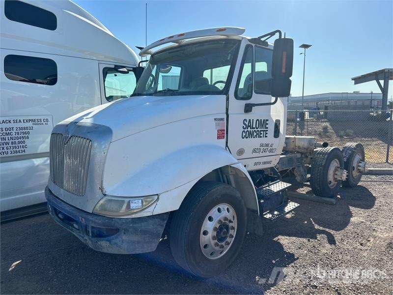 International 8600 Cabins and interior