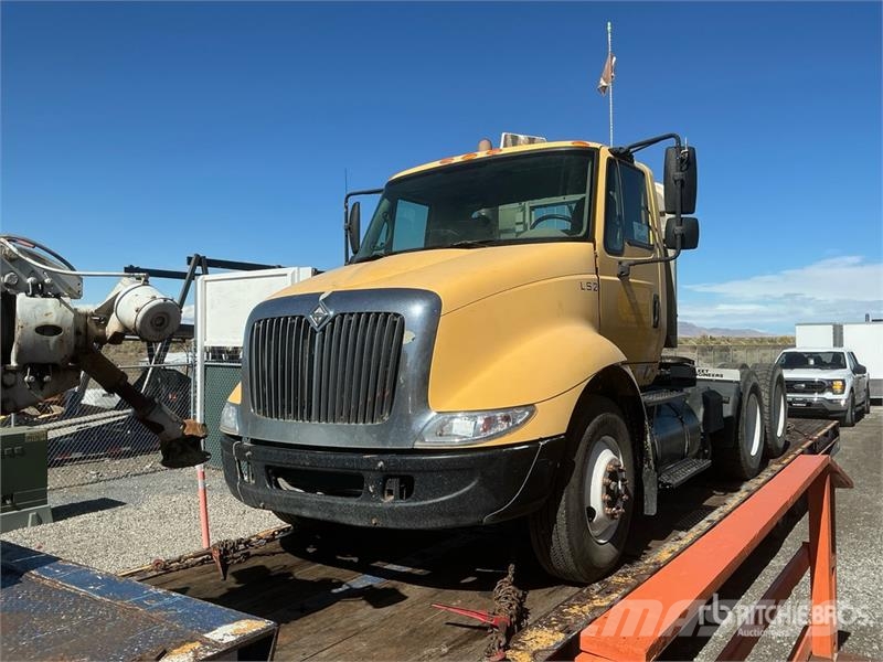 International 8600 Sattelzugmaschinen