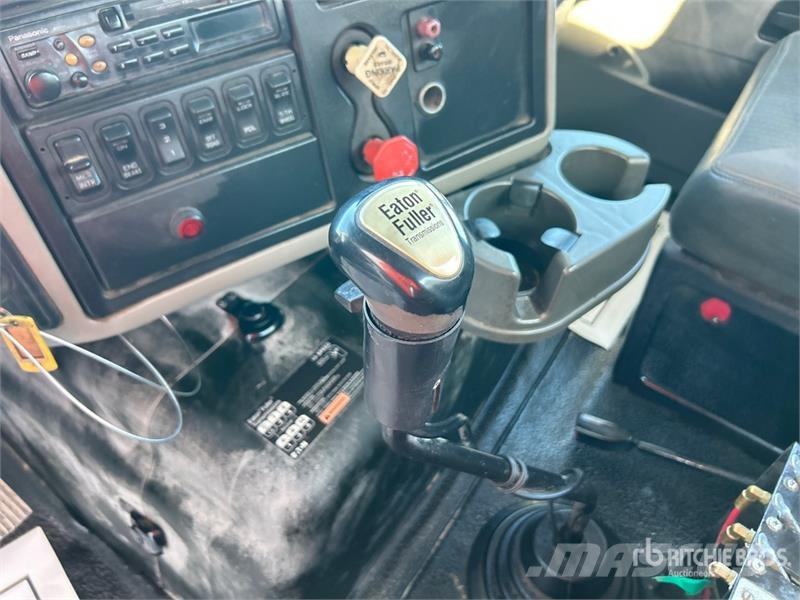 International 8600 صهاريج مياه