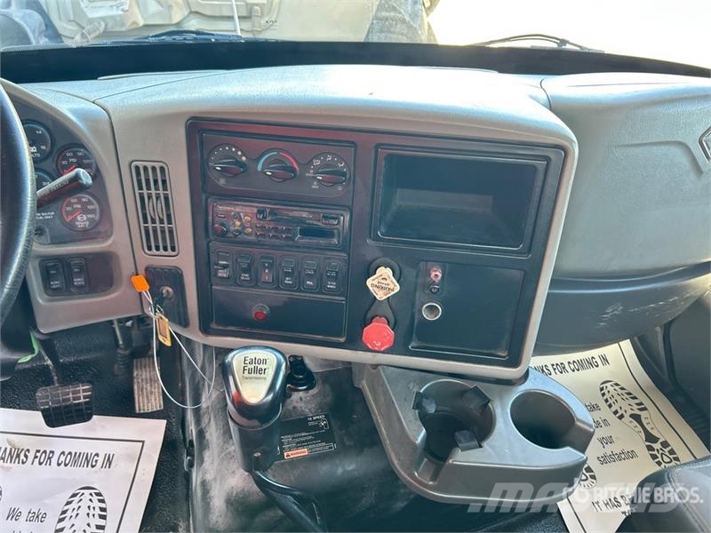 International 8600 صهاريج مياه
