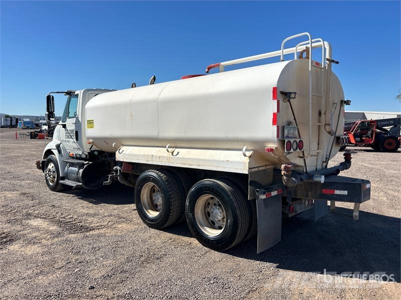 International 8600 صهاريج مياه
