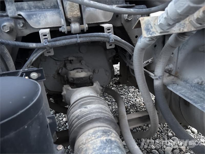 International 8600 Тягачі