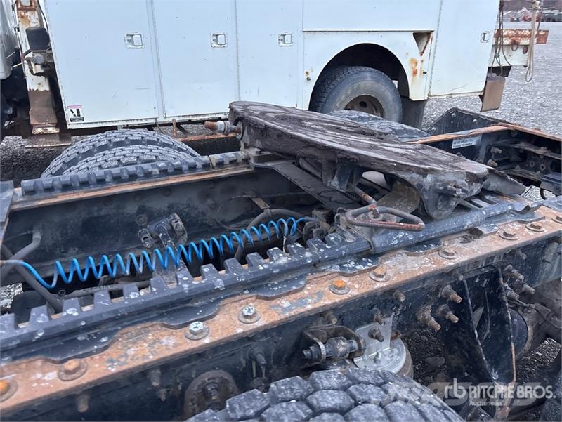 International 8600 Тягачі