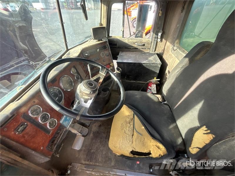 International 9200 Cisterny na vodu