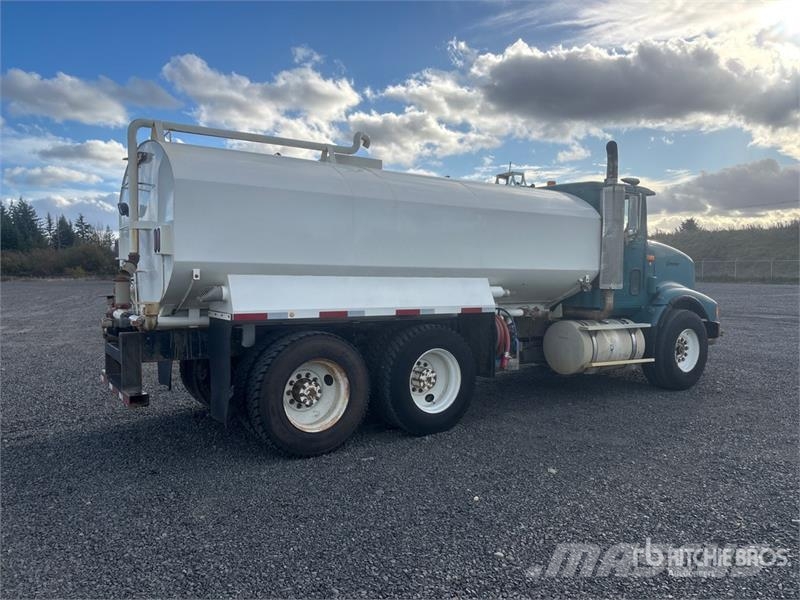 International 9200 Cisterny na vodu