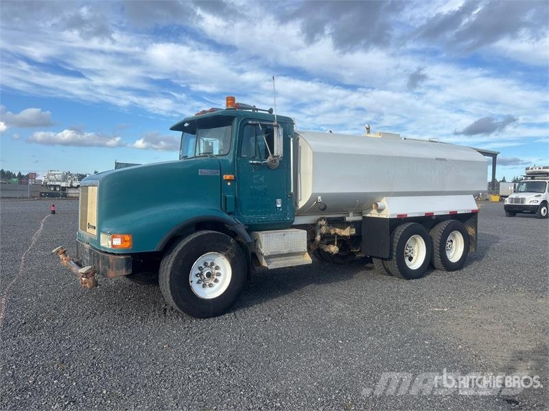 International 9200 Cisterny na vodu