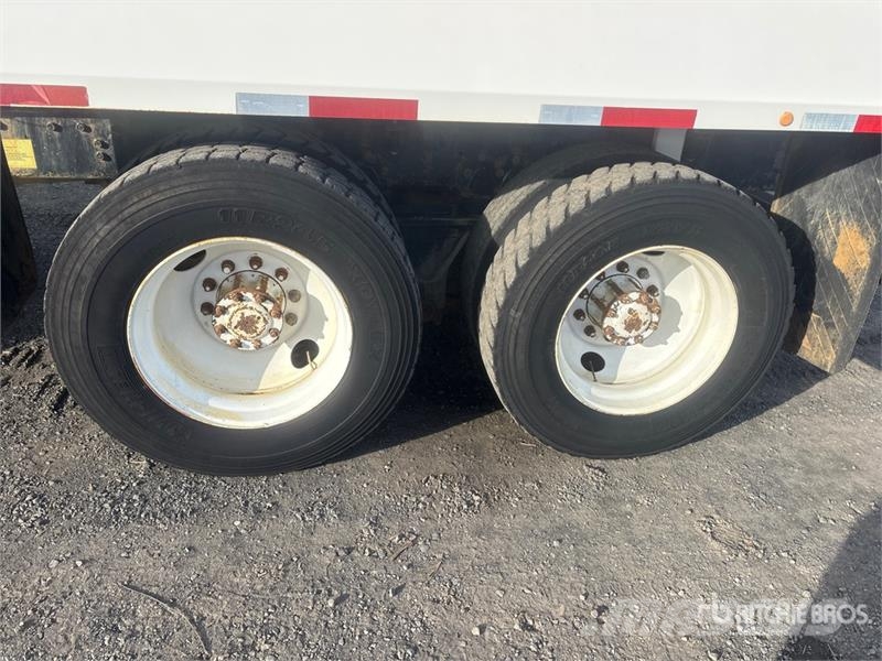 International 9200 Cisterny na vodu