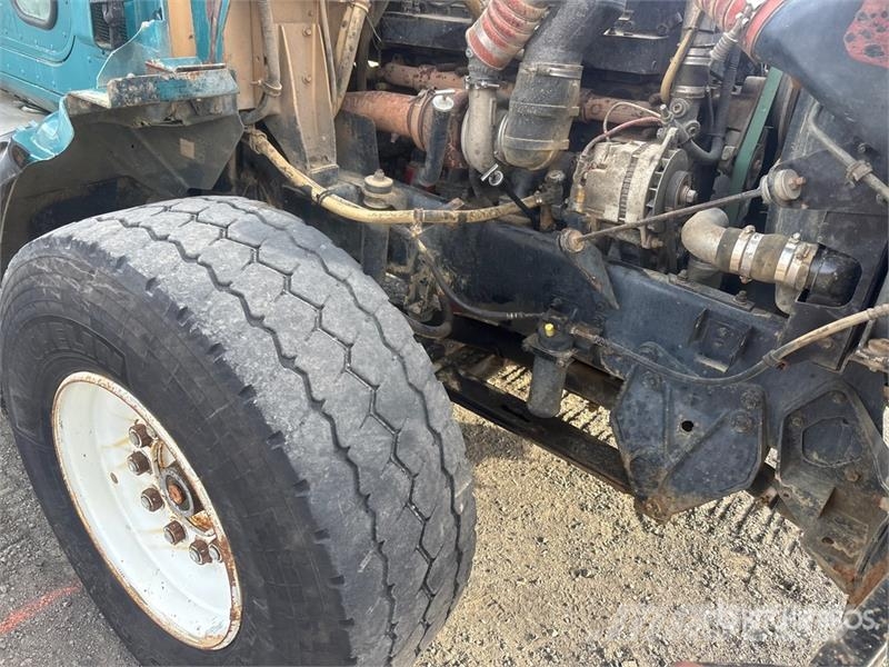 International 9200 Cisterny na vodu