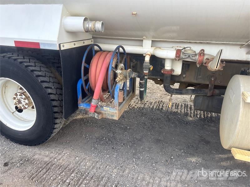 International 9200 Cisterny na vodu