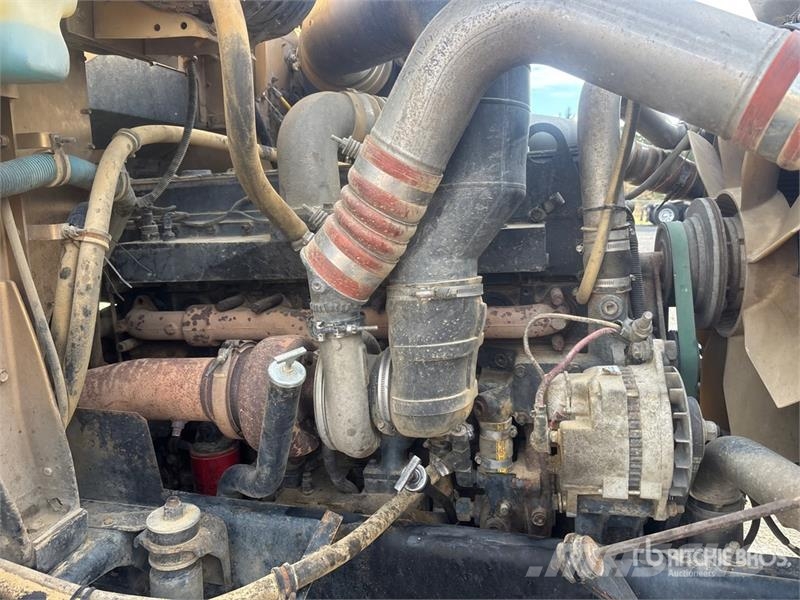 International 9200 Cisterny na vodu