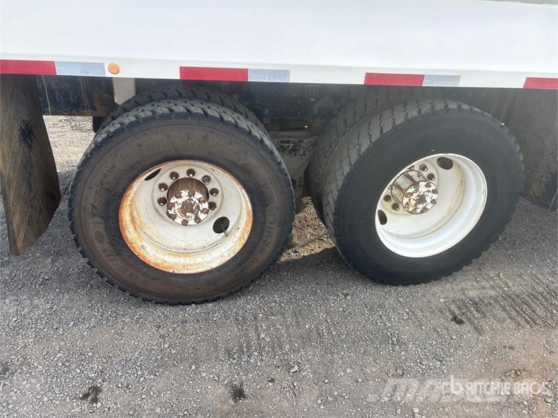 International 9200 Cisterny na vodu