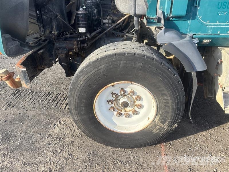 International 9200 Cisterny na vodu