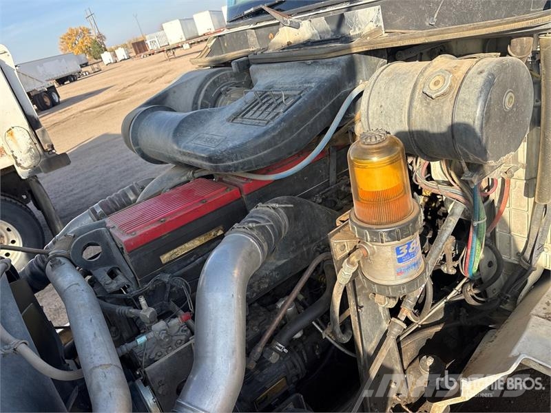 International 9400i وحدات الجر