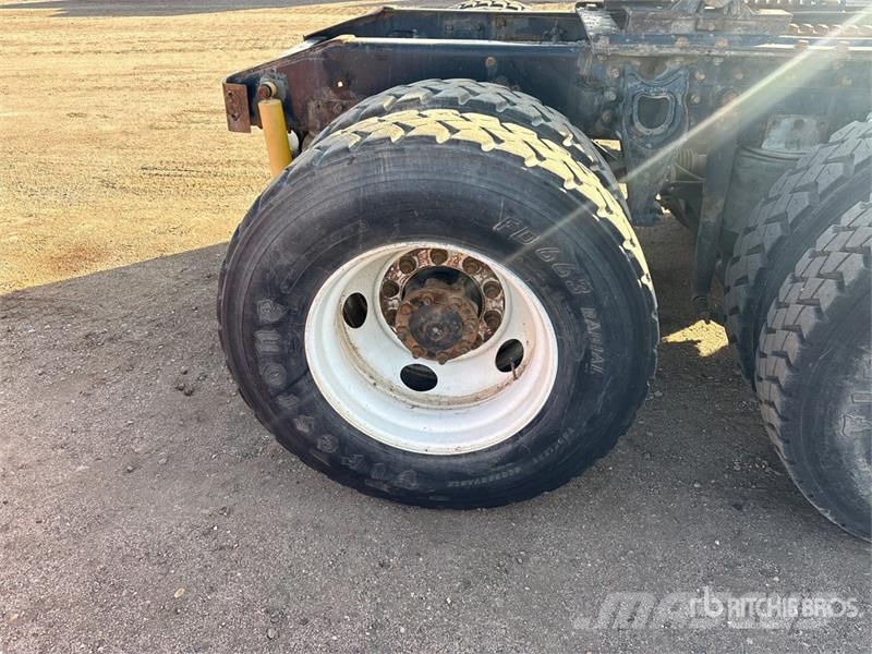 International 9400i وحدات الجر