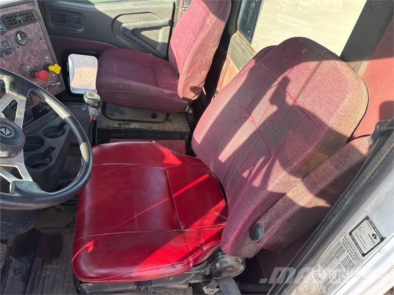 International 9400i وحدات الجر