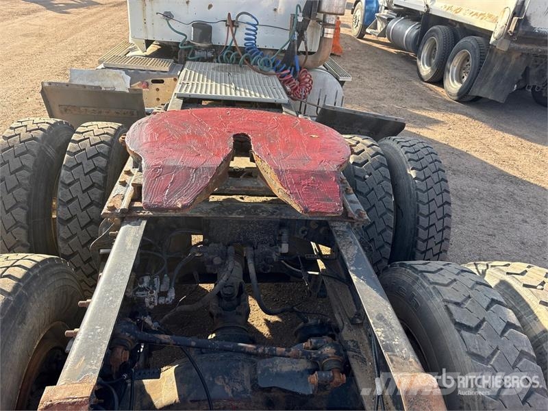 International 9400i وحدات الجر