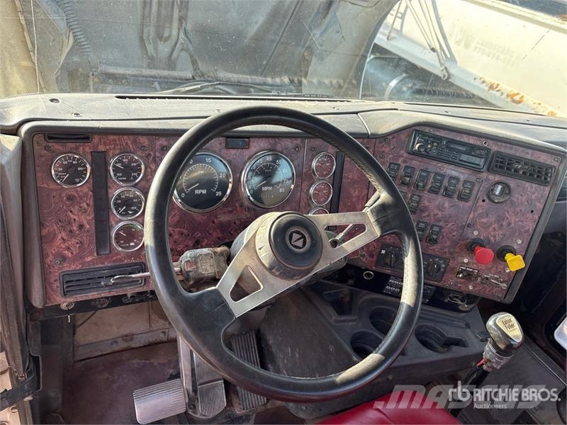 International 9400i وحدات الجر
