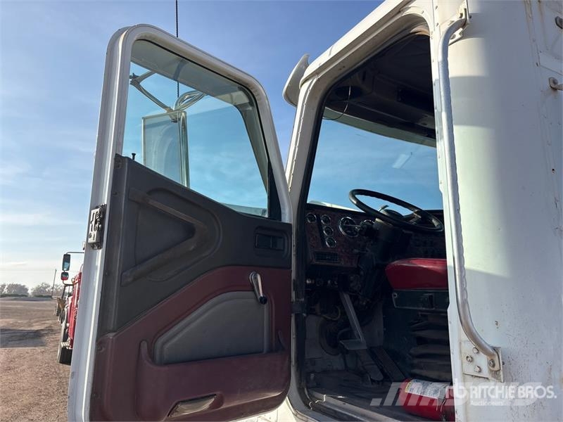 International 9400i وحدات الجر