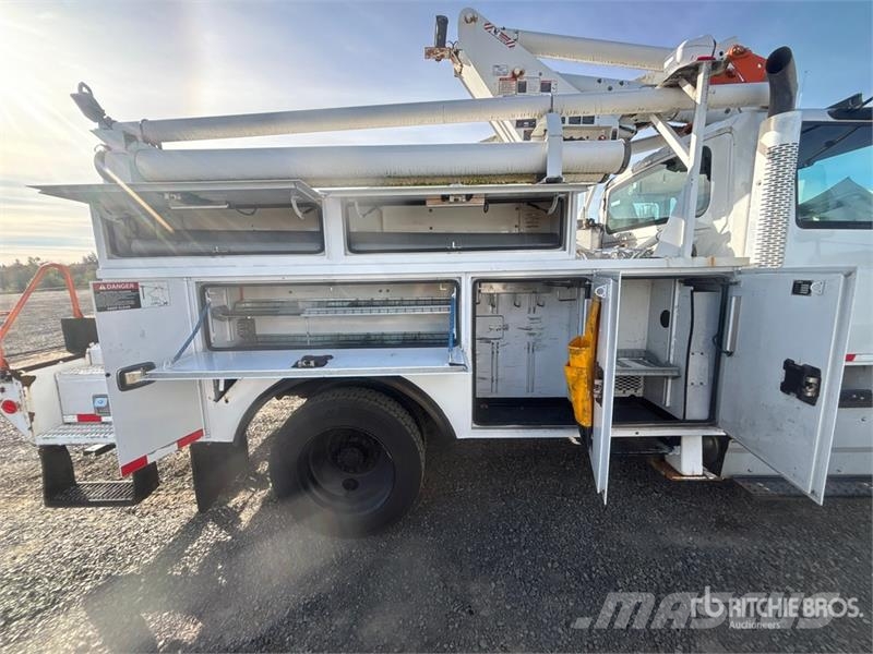 International Altec TA40 41 ft on International 4300 4x2 Bucket Truck mounted aerial platforms