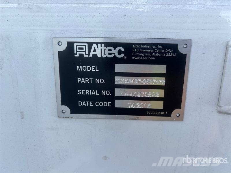 International Altec TA40 41 ft on International 4300 4x2 Bucket Truck mounted aerial platforms