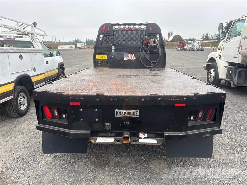 International CV515 4x4 Crew Cab SFA Flatbed Truck Вантажівки-платформи/бокове розвантаження