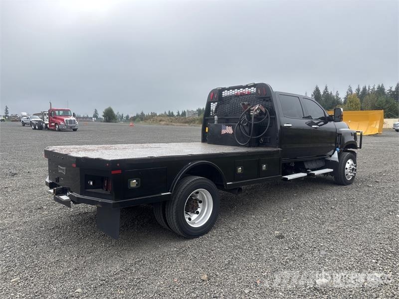 International CV515 4x4 Crew Cab SFA Flatbed Truck Вантажівки-платформи/бокове розвантаження