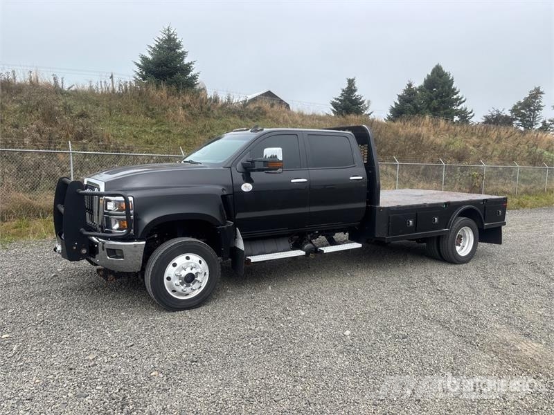 International CV515 4x4 Crew Cab SFA Flatbed Truck Вантажівки-платформи/бокове розвантаження