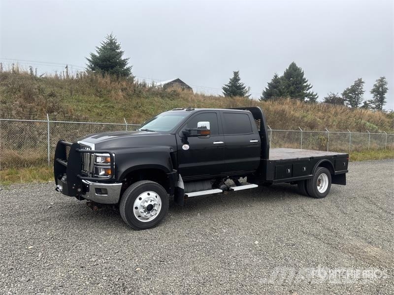 International CV515 4x4 Crew Cab SFA Flatbed Truck Вантажівки-платформи/бокове розвантаження