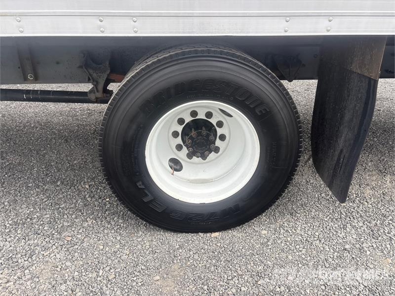 International Durastar 4300 Camion Fourgon