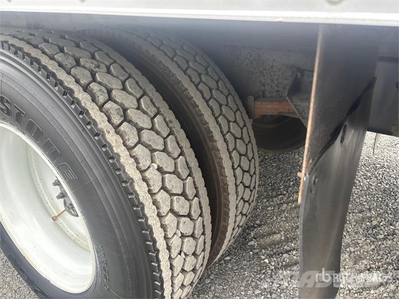 International Durastar 4300 Camion Fourgon