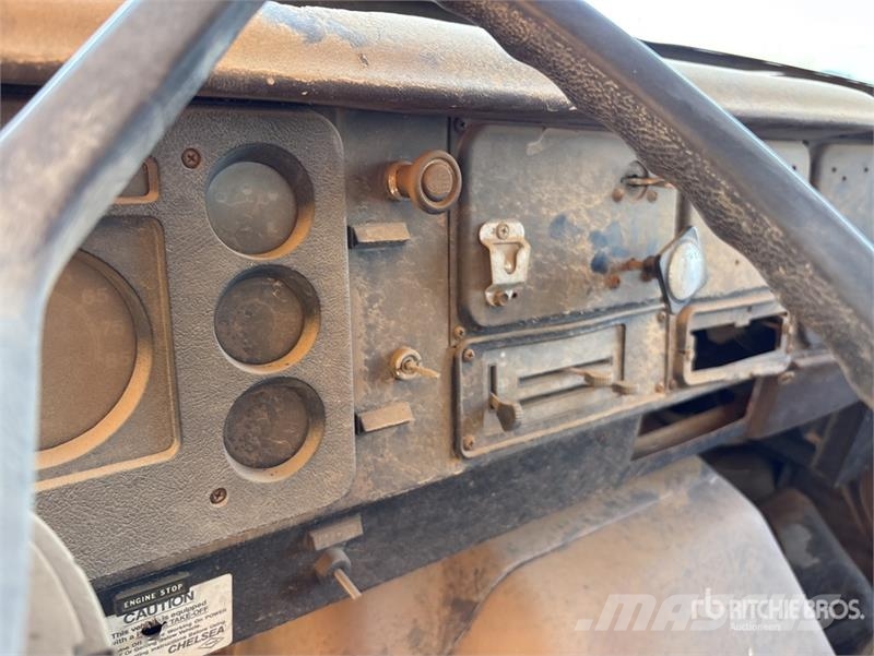 International F1954 6x4 Fuel Truck (Inoperable) Kamioni cisterne