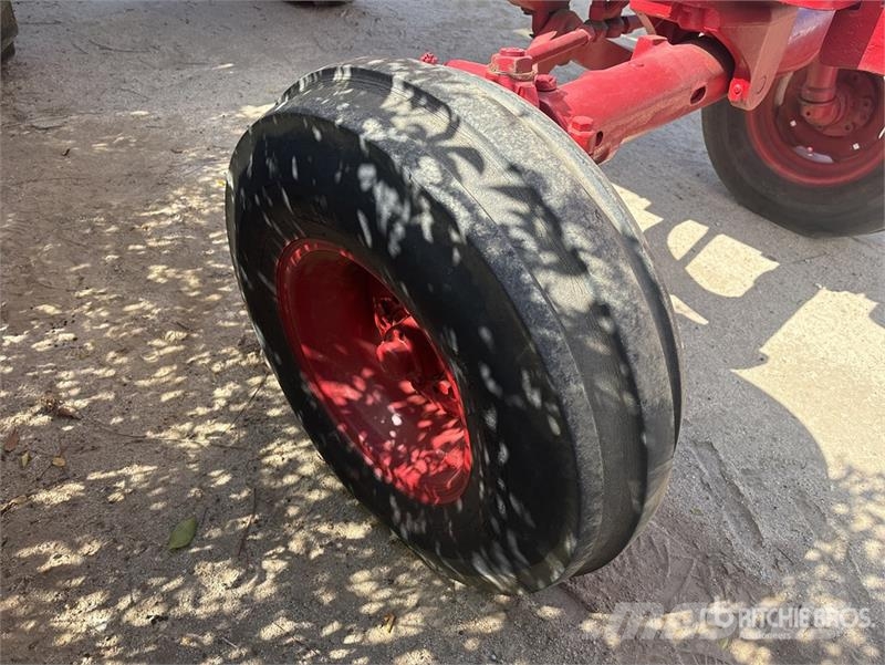 International Harvester Harvester I656D 2WD Tractor Ciągniki rolnicze