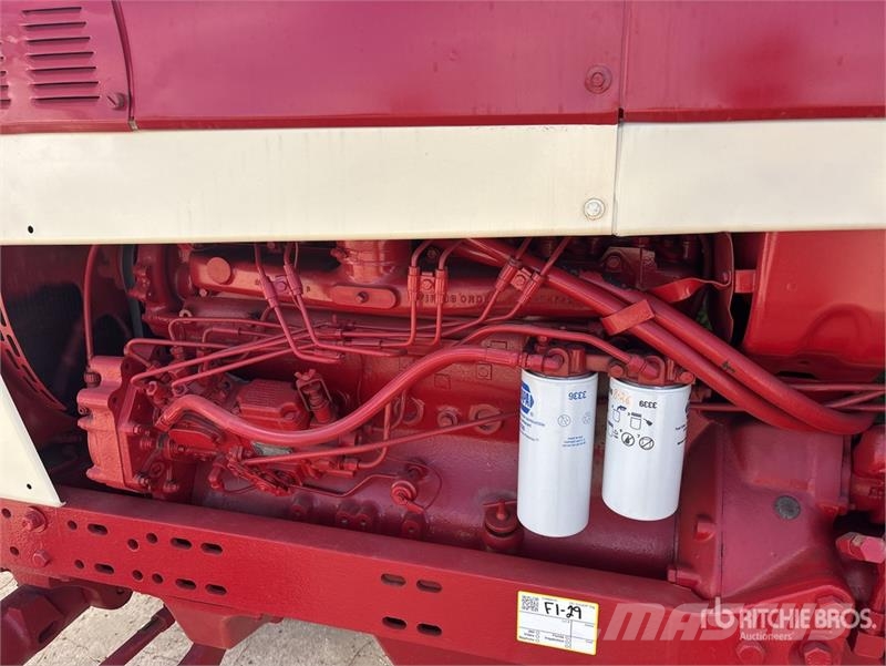 International Harvester Harvester F656D 2WD Tractor Ciągniki rolnicze