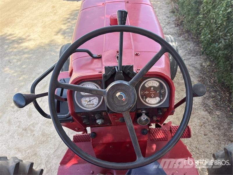 International Harvester Harvester F656D 2WD Tractor Ciągniki rolnicze
