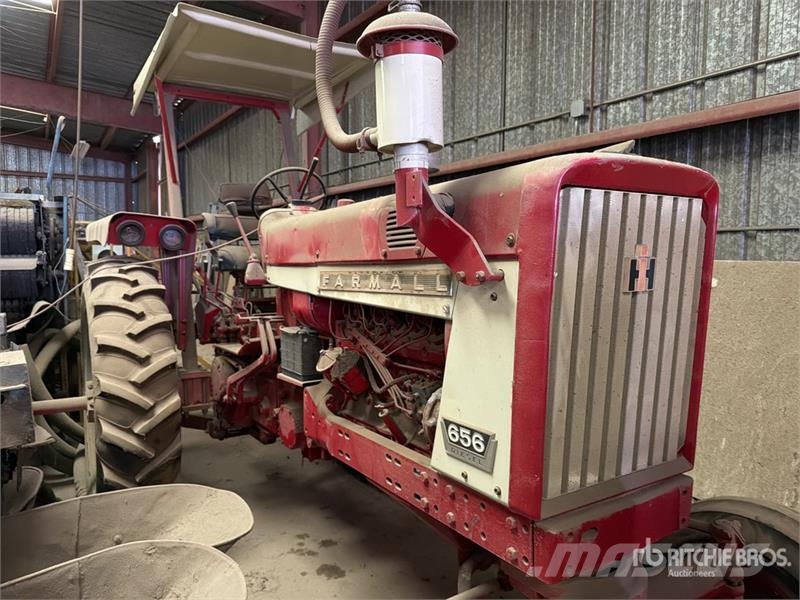 International Harvester Harvester 656 2WD Tractor Tractors