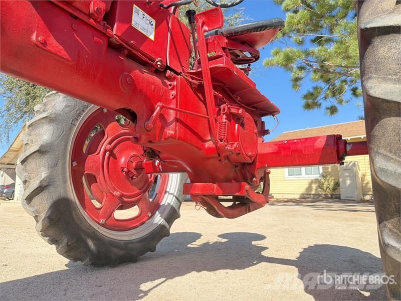International Harvester Harvester FC 2WD Tractor Ciągniki rolnicze