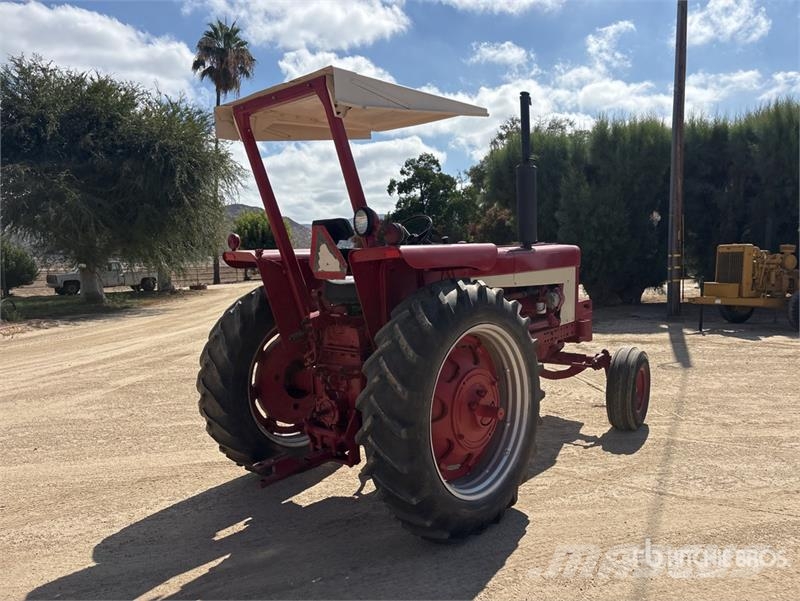 International Harvester Harvester I656D 2WD Tractor Ciągniki rolnicze