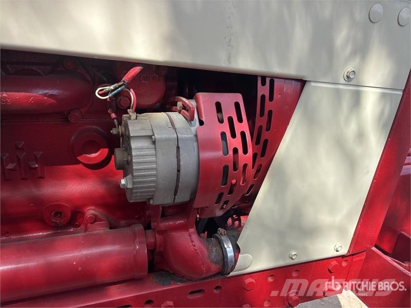 International Harvester Harvester F656D 2WD Tractor Ciągniki rolnicze