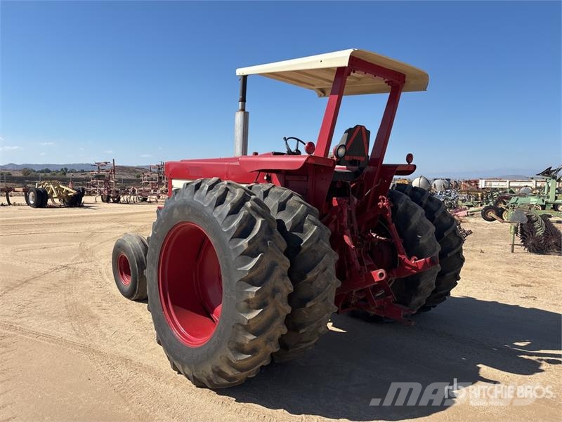 International Harvester Harvester F1466 2WD Tractor Ciągniki rolnicze