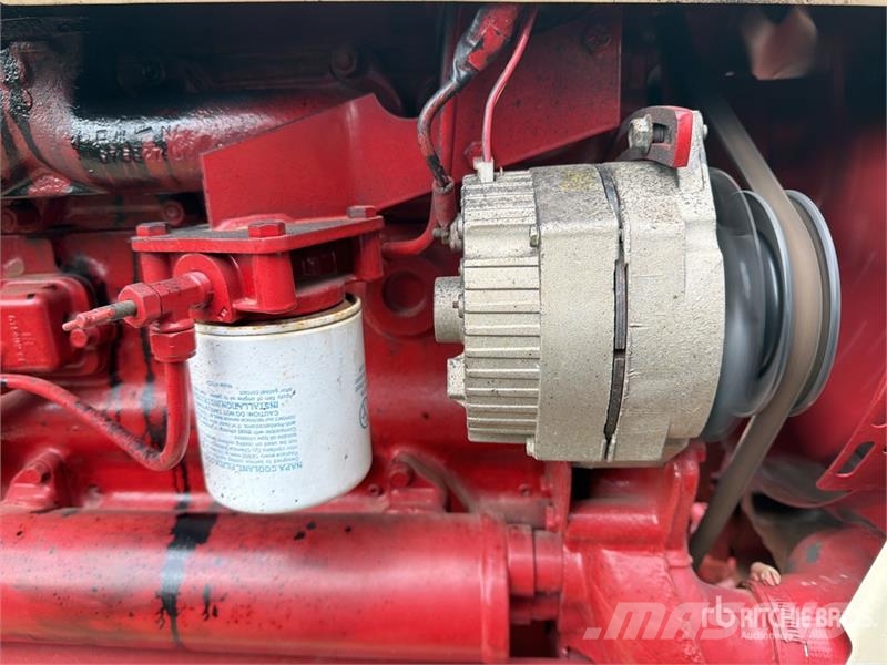 International Harvester Harvester 1066 2WD Tractor Ciągniki rolnicze
