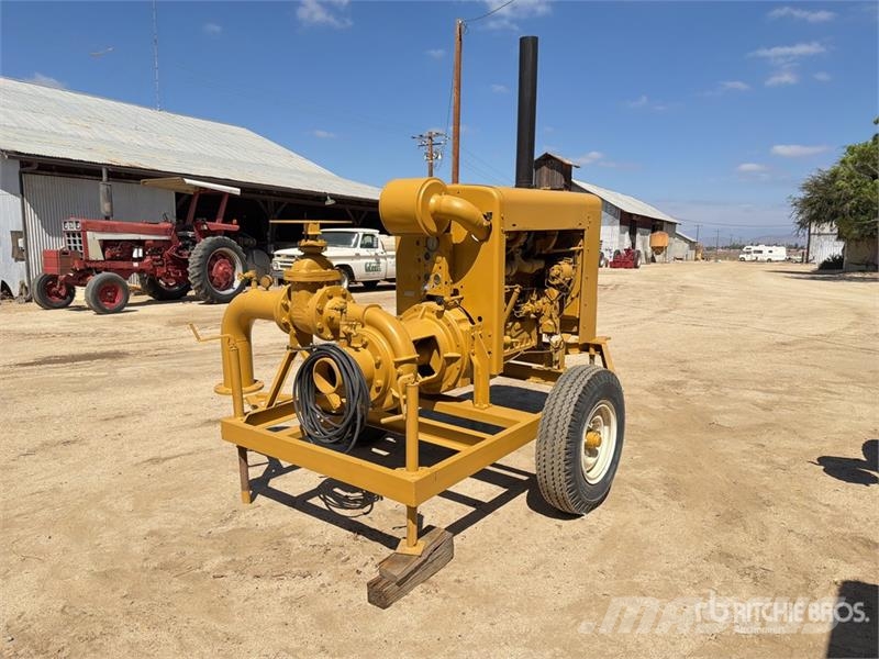International Harvester Harvester Trailer-Mounted Water Pump Waterpumps