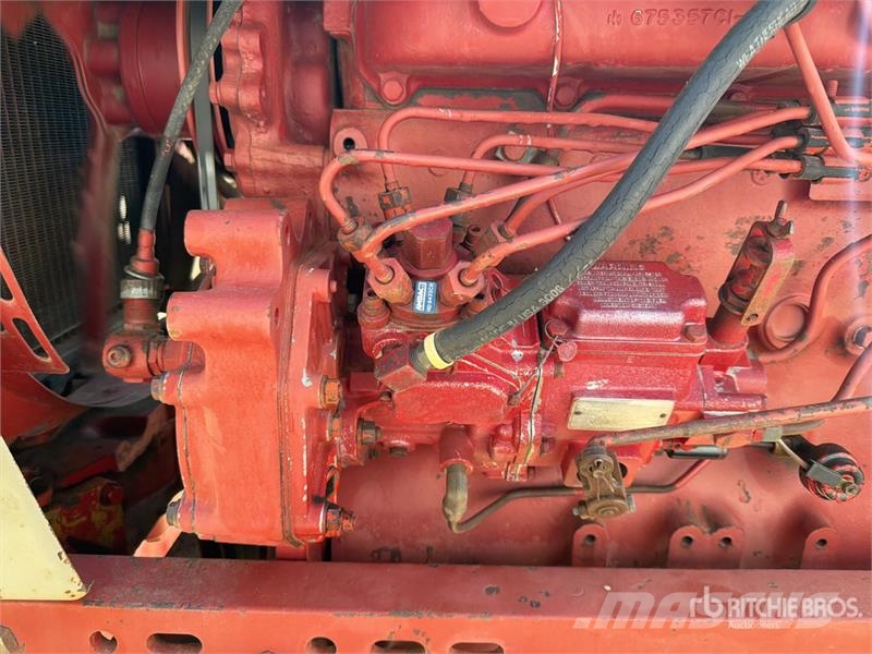 International Harvester Harvester 666 2WD Tractor Ciągniki rolnicze