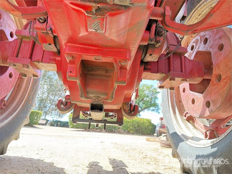 International Harvester Harvester 666 2WD Tractor Ciągniki rolnicze