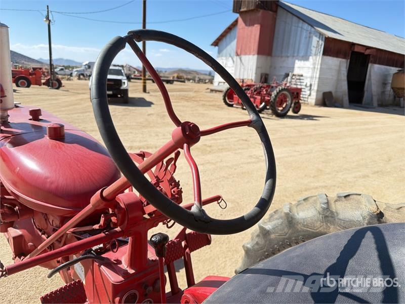 International Harvester Harvester FC 2WD Tractor Ciągniki rolnicze